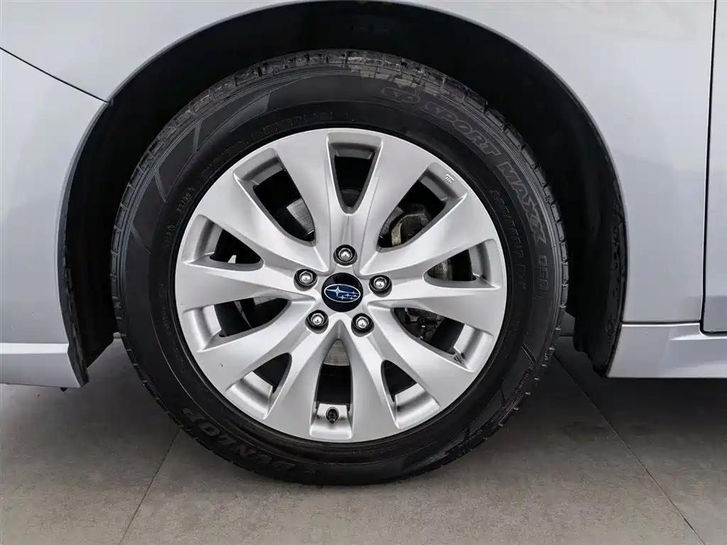 Subaru Legacy 2020 — фото 17