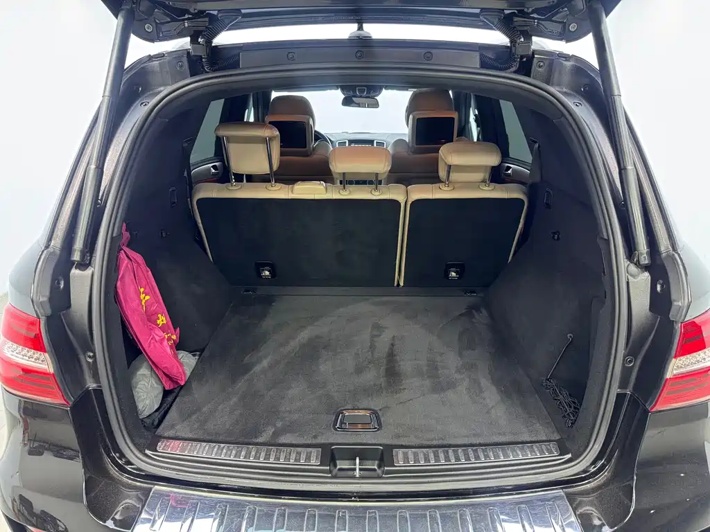 Mercedes-Benz M-Class AMG 2013 — фото 11