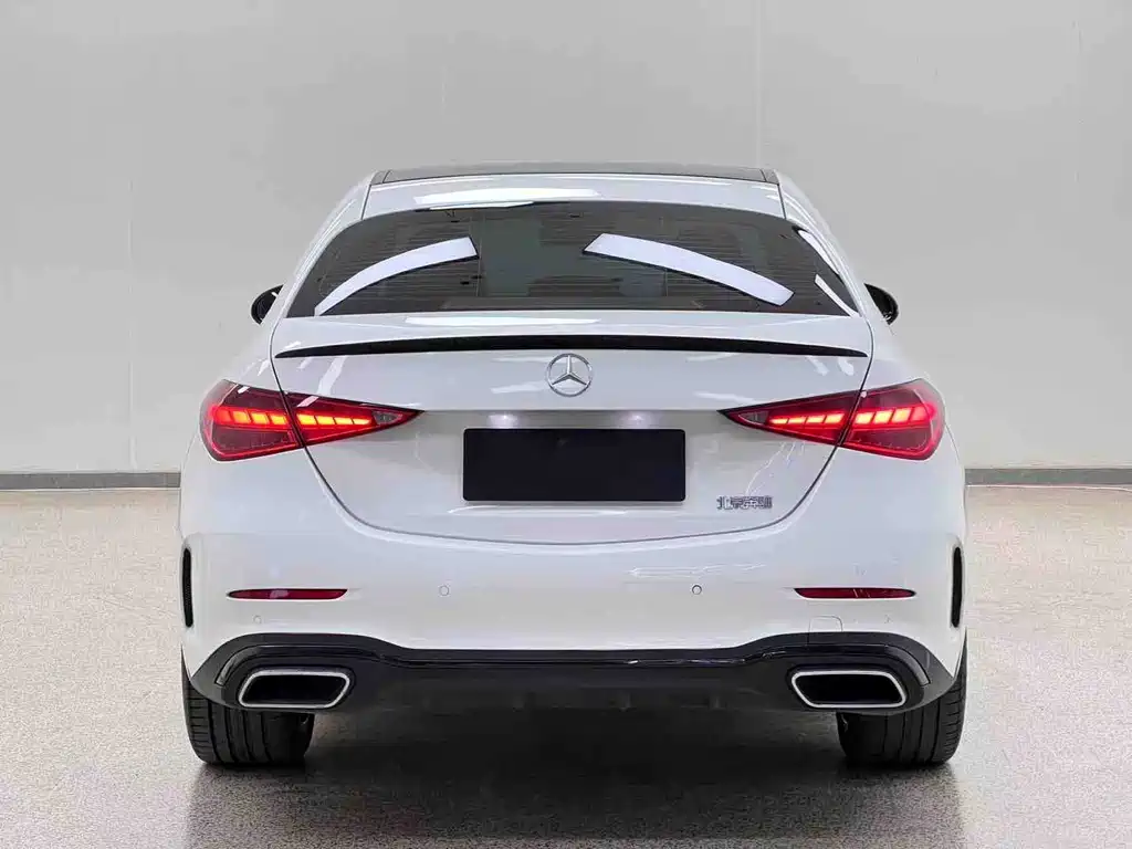 Mercedes-Benz C-Class 2024 — фото 27