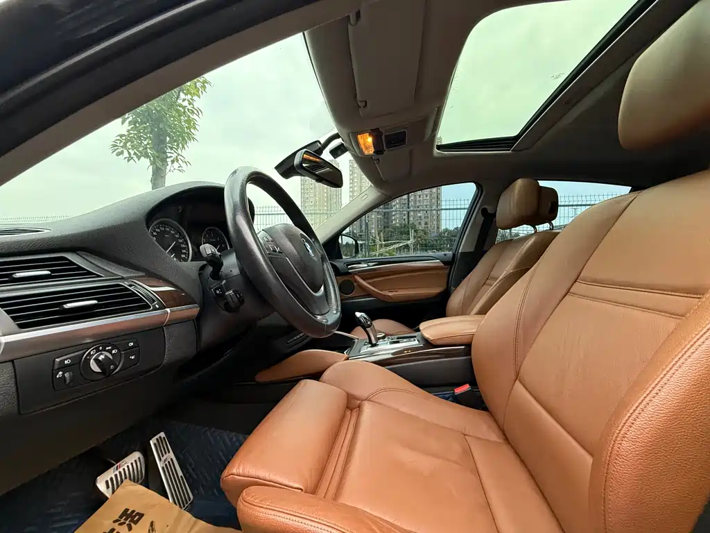 BMW X6 2014 — фото 10