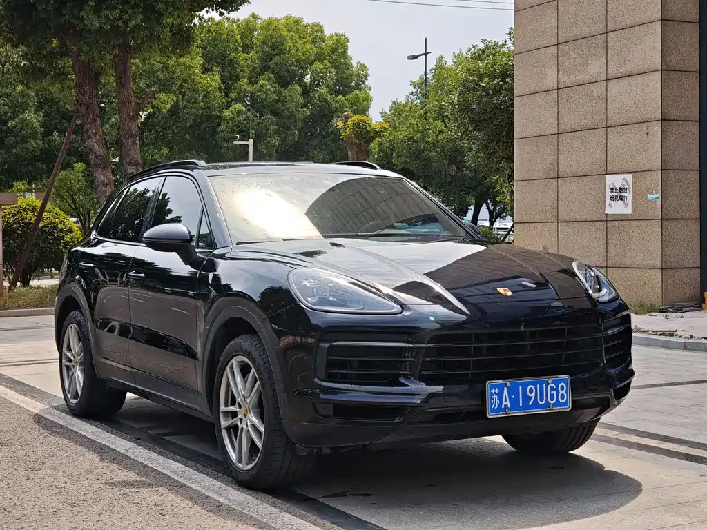 Porsche Cayenne 2018 — фото 3