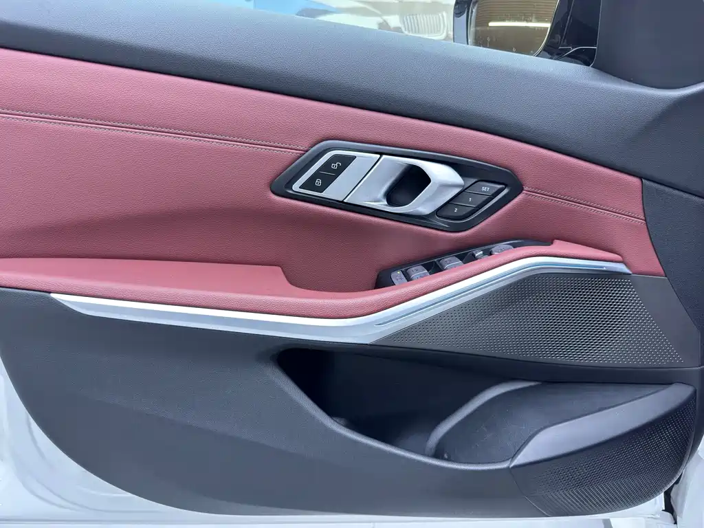 BMW i3 2024 — фото 11