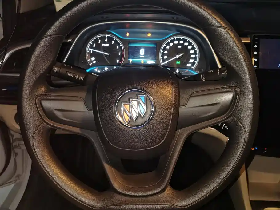 Buick Excelle GT 2020 — фото 15