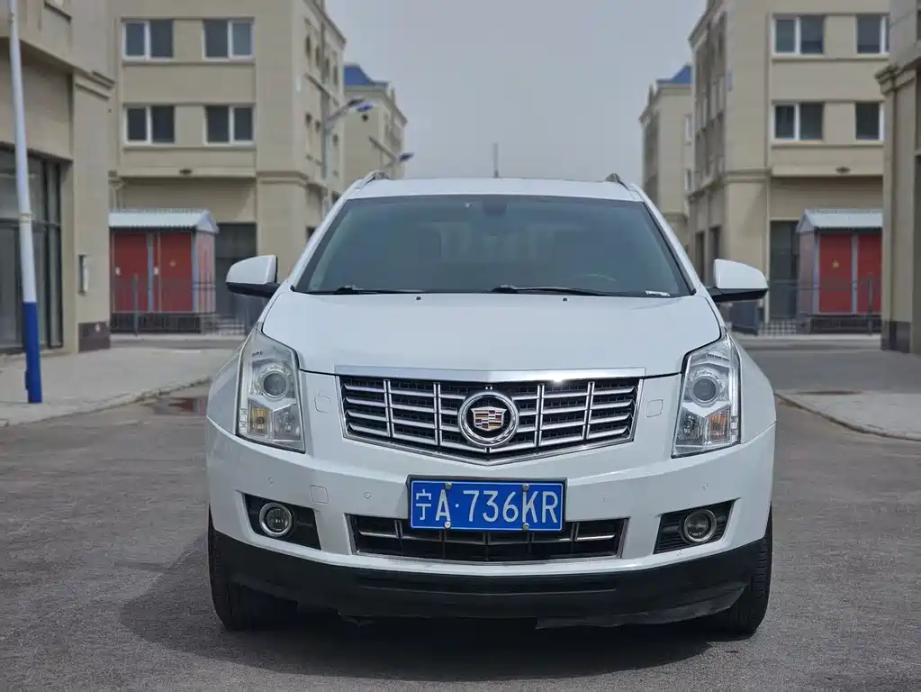 Cadillac SRX 2015 — фото 2