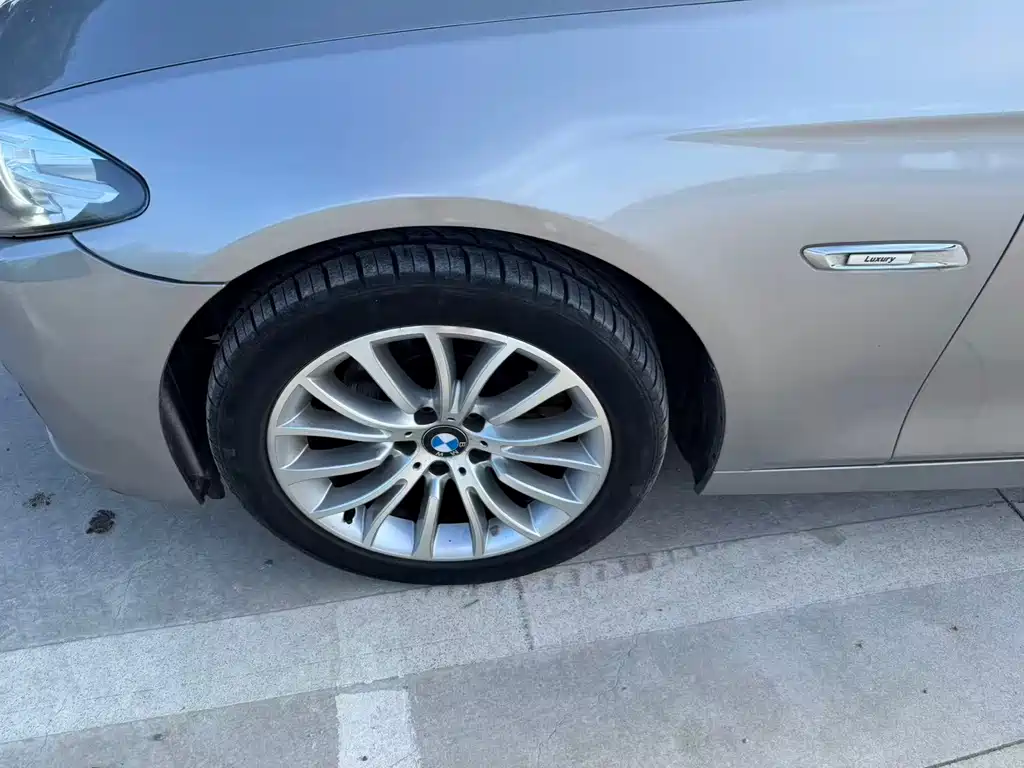 BMW 5 Series 2015 — фото 4