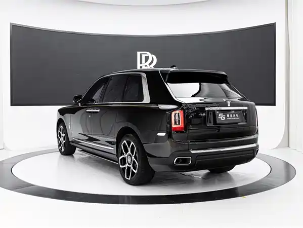 Rolls-Royce Cullinan 2024
