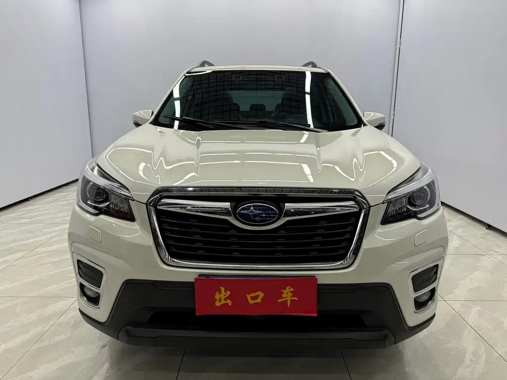 Subaru Forester 2021 — фото 2