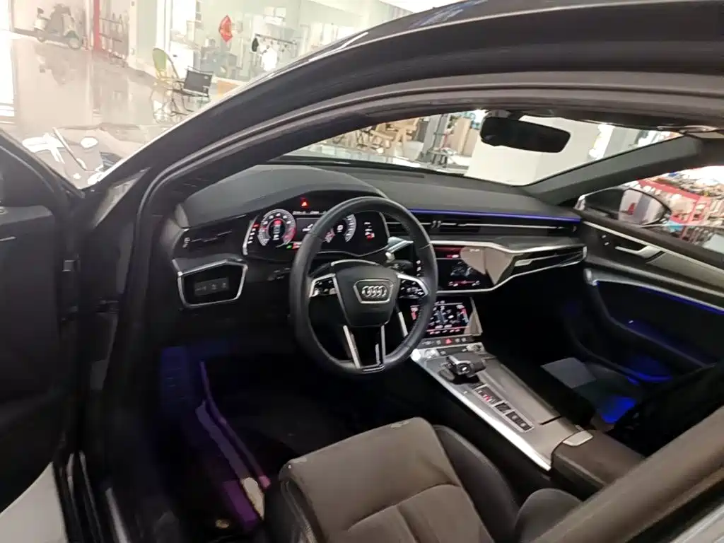 Audi A6L 2020 — фото 10