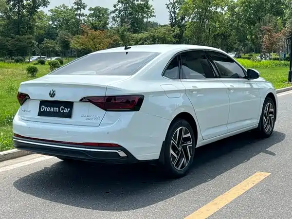 Volkswagen Sagitar 2026