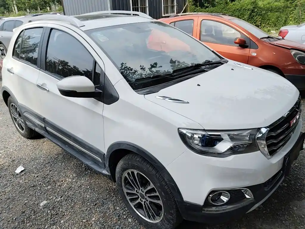 Haval H1 2015 — фото 4