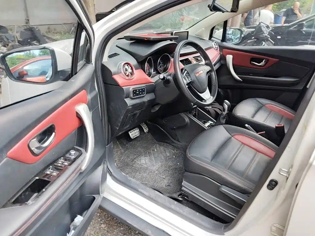 Haval H1 2015 — фото 16