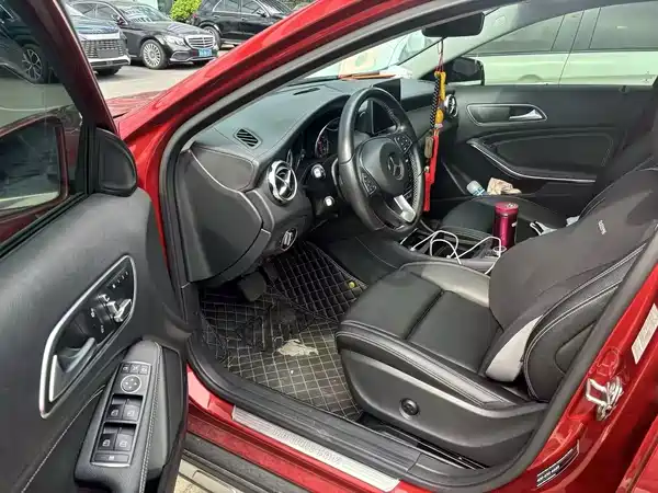 Mercedes-Benz GLA 2018