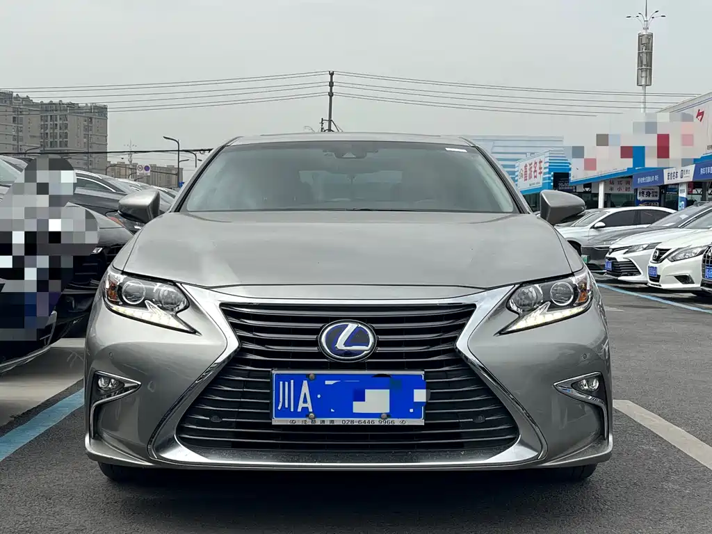 Lexus ES 2017 — фото 2
