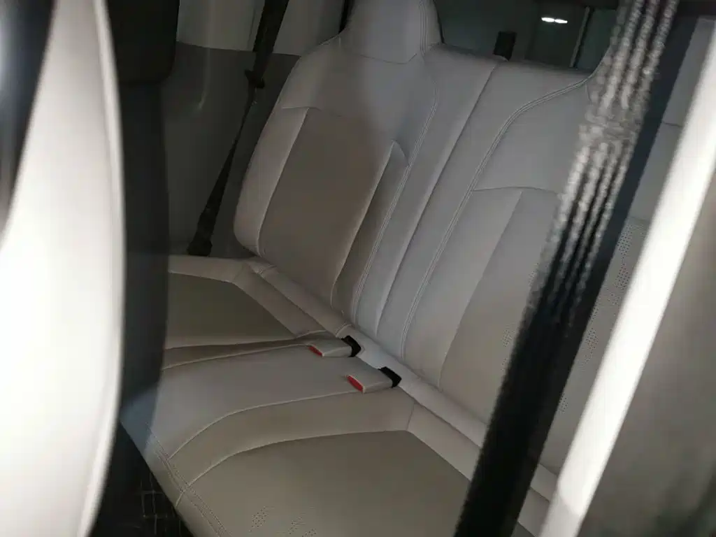 Wuling Air ev Clear Sky 2023 — фото 15