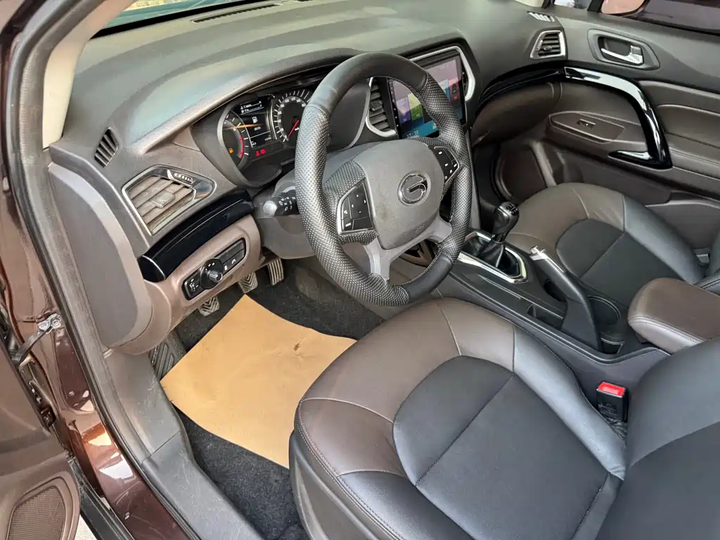 GAC Trumpchi GS4 2018 — фото 8