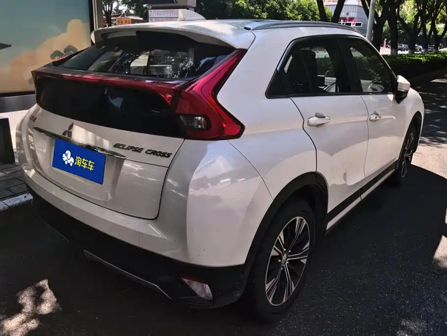 Mitsubishi Eclipse Cross 2019 — фото 3