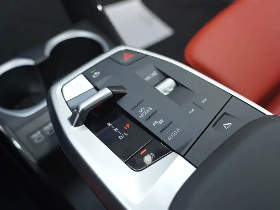 BMW X2 2025 — фото 9