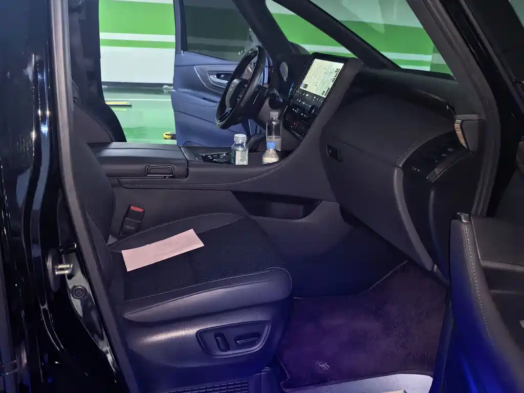 Toyota Alphard 2024 — фото 15