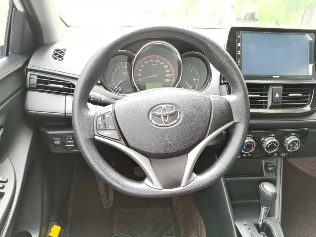 Toyota Vios FS 2022 — фото 11
