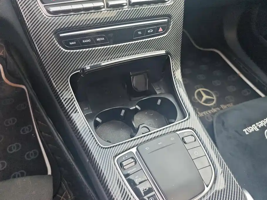 Mercedes-Benz C-Class 2019 — фото 16