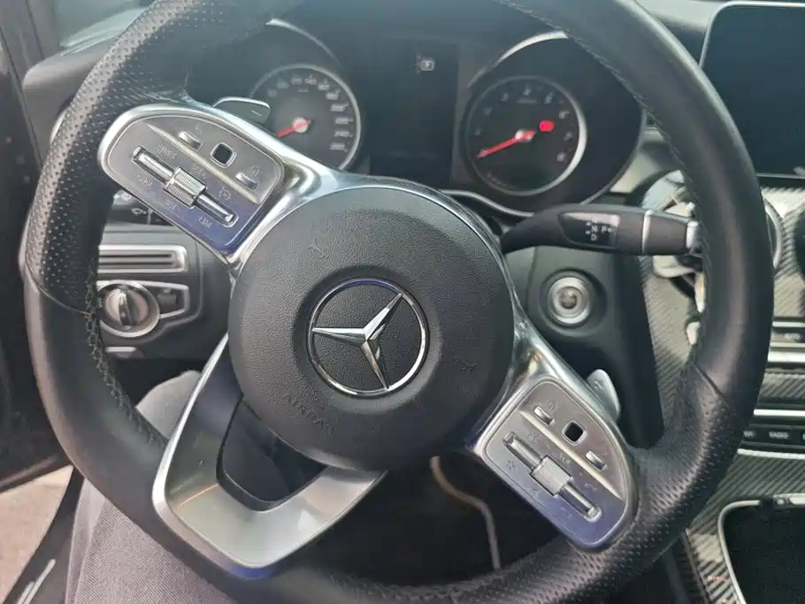 Mercedes-Benz C-Class 2019 — фото 15