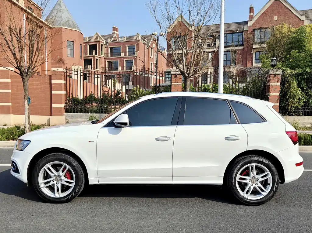 Audi Q5 2018 — фото 18
