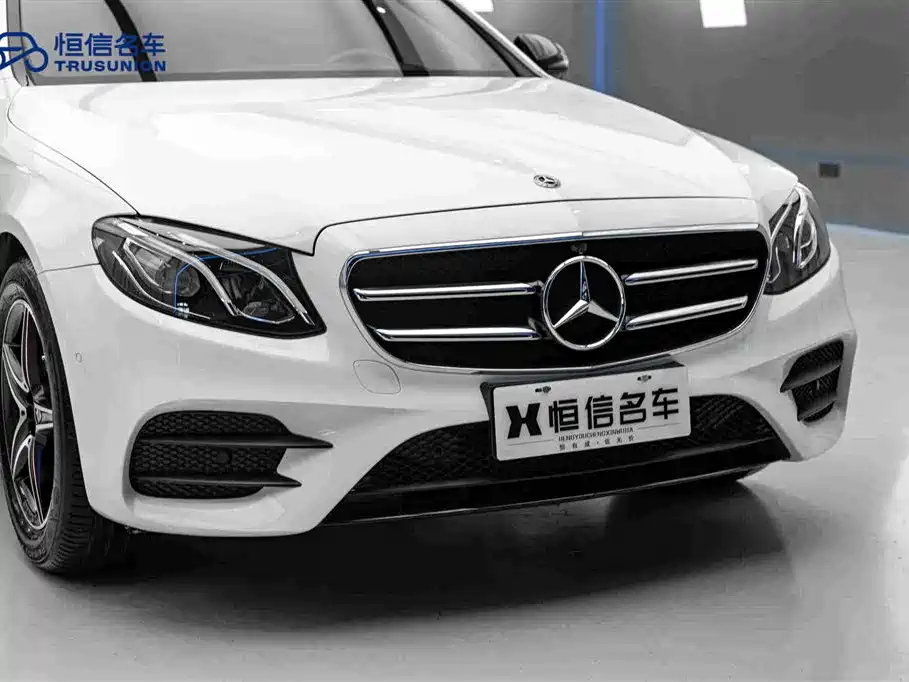 Mercedes-Benz E-Class 2019 — фото 9