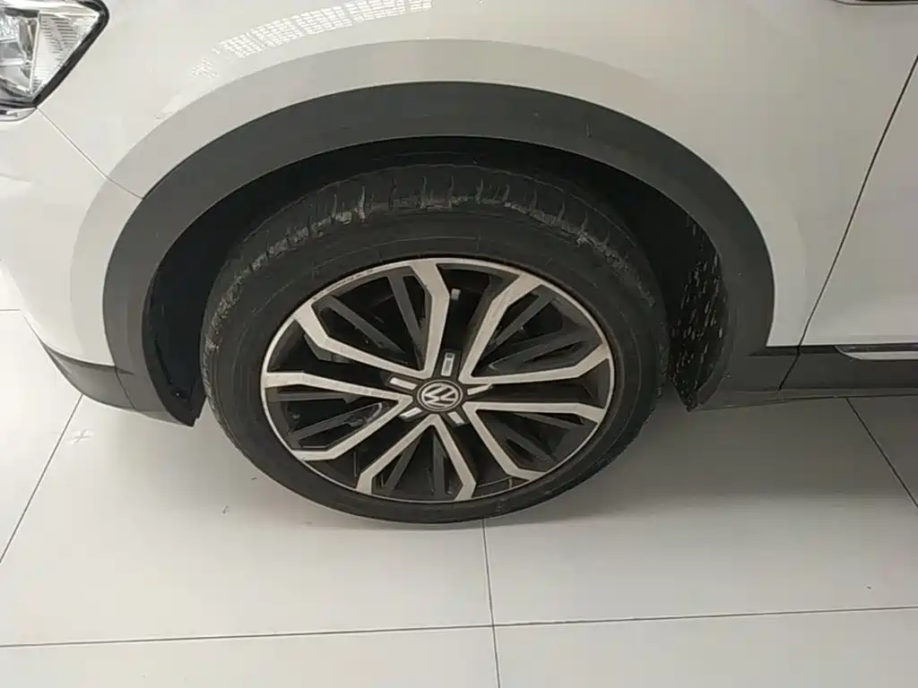 Volkswagen T-Roc 2020 — фото 23