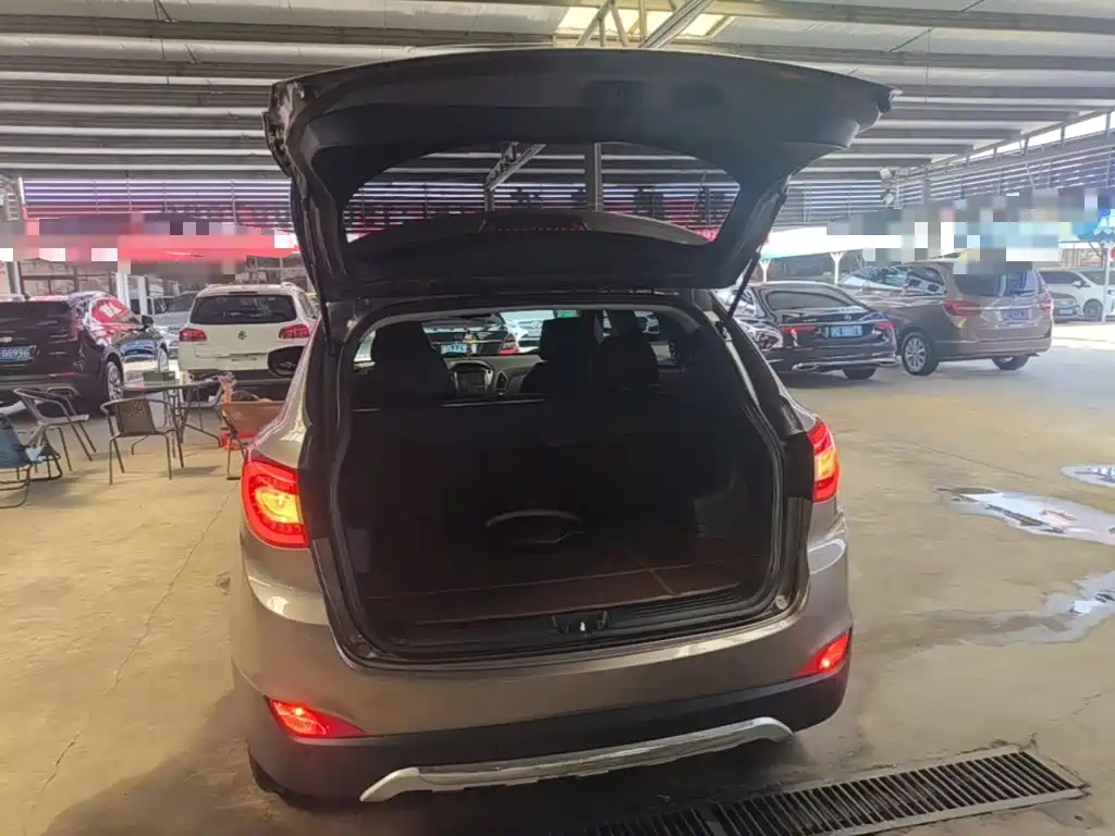 Hyundai ix35 2015 — фото 19