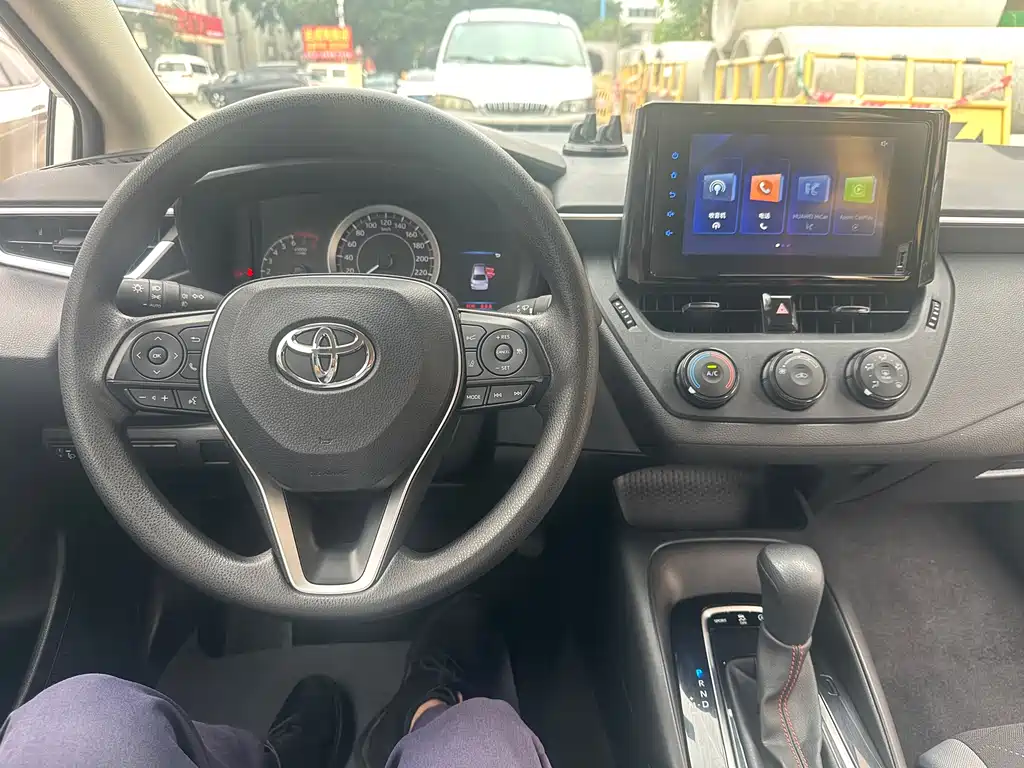 Toyota Corolla 2023 — фото 14