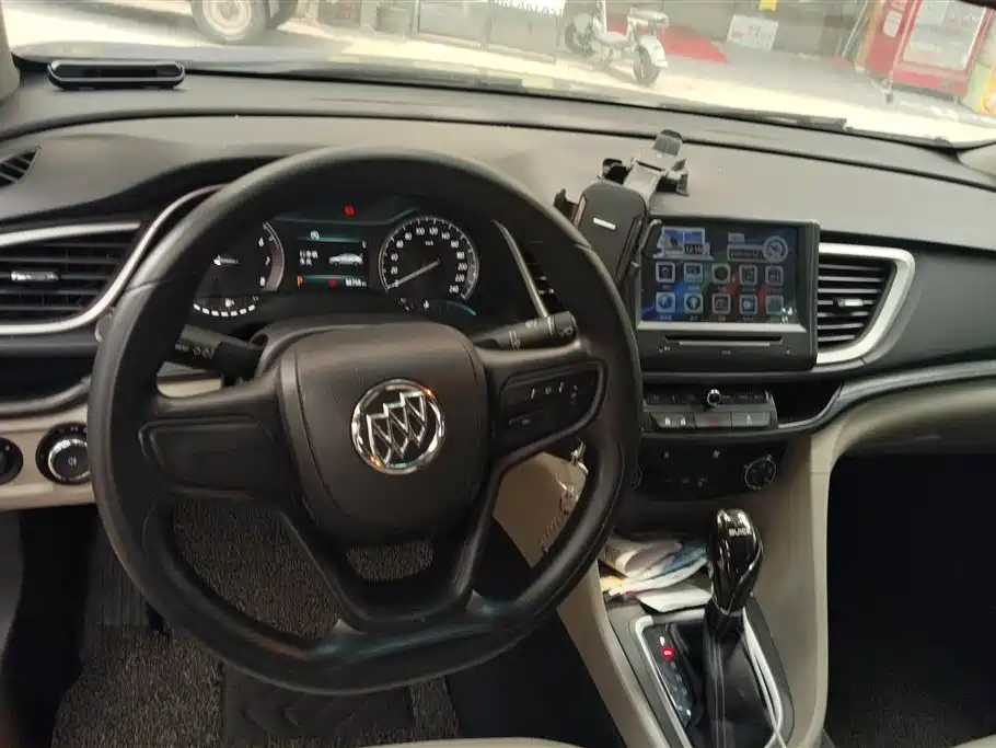 Buick Excelle 2017 — фото 12