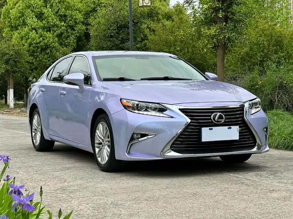 Lexus ES 2017 — фото 2