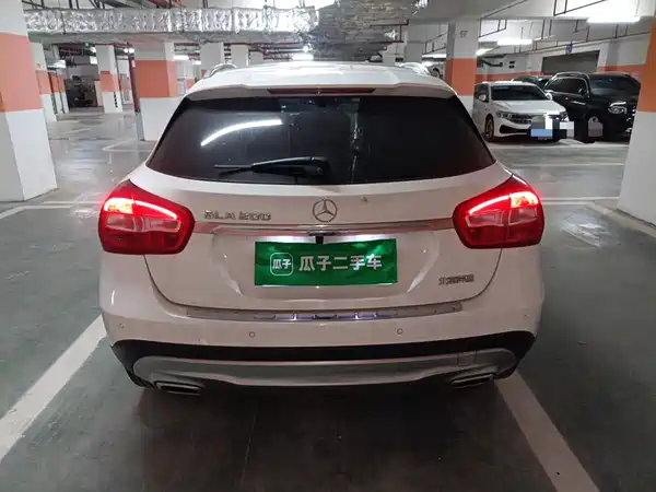 Mercedes-Benz GLA 2016