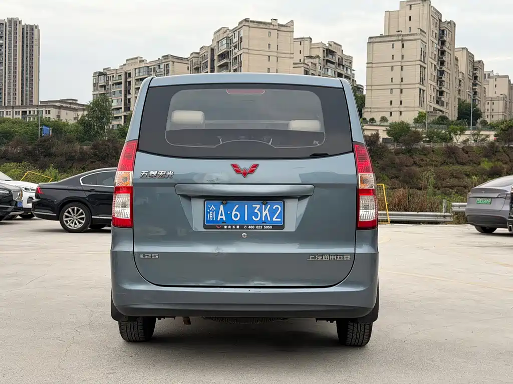 Wuling Hongguang 2014 — фото 9