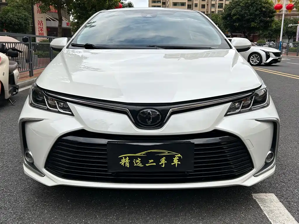 Toyota Corolla 2021 — фото 2