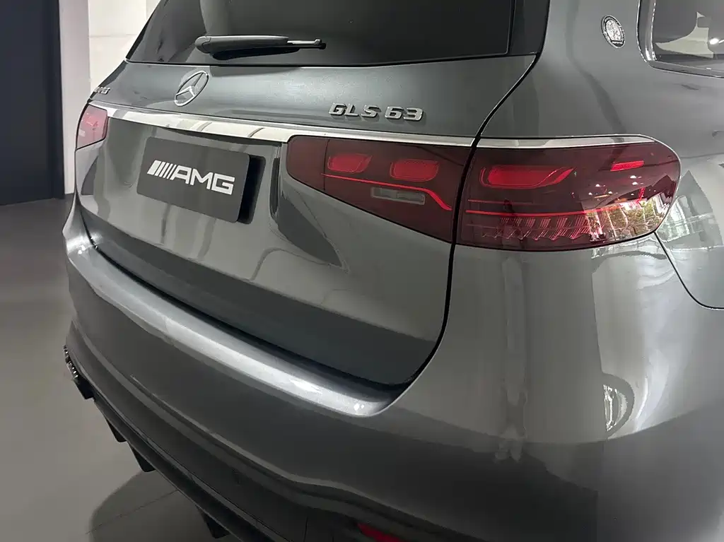 Mercedes-Benz GLS AMG — фото 8