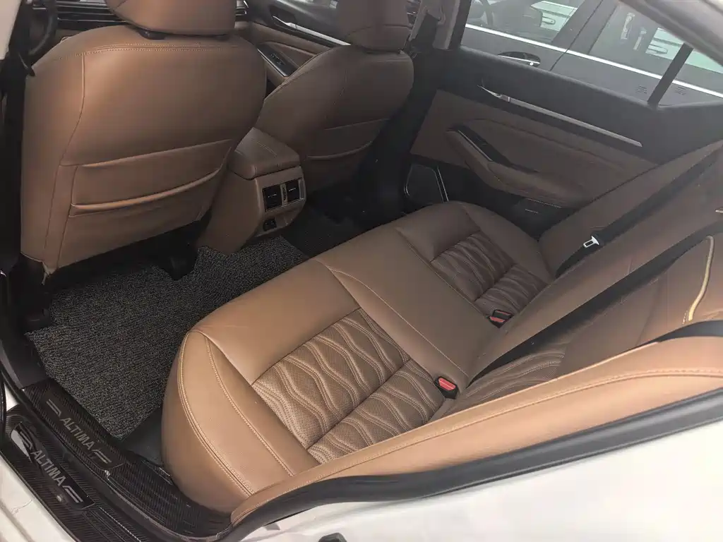 Nissan Teana 2023 — фото 14