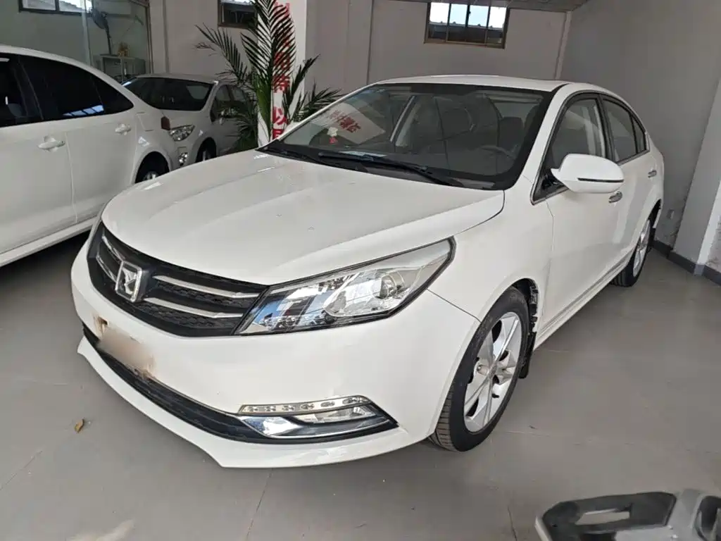 Zotye Z500 2015 — фото 1
