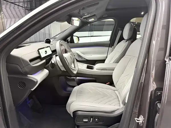 NIO ES6 2025