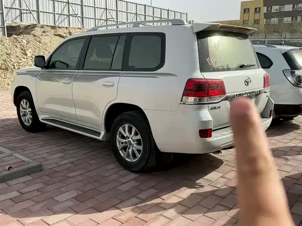 Toyota Prado 2016
