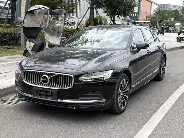 Volvo S90 2024