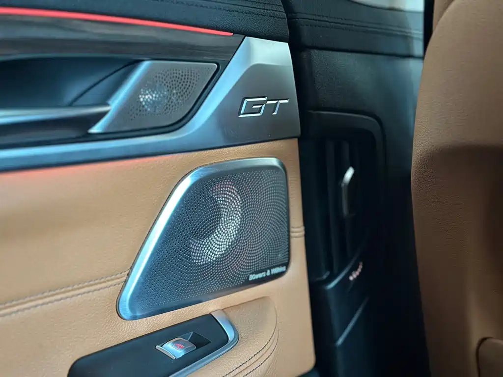 BMW 6 Series GT 2020 — фото 20