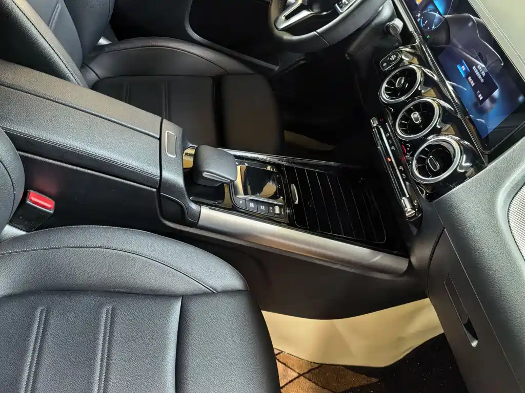 Mercedes-Benz GLA 2022 — фото 5
