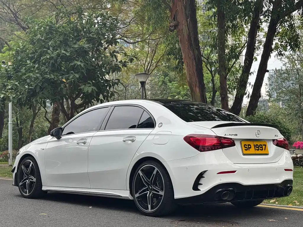 Mercedes-Benz A-Class AMG 2024 — фото 5