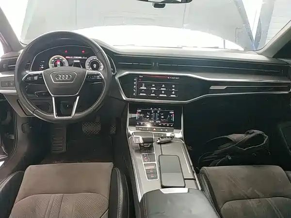 Audi A6L New Energy 2021