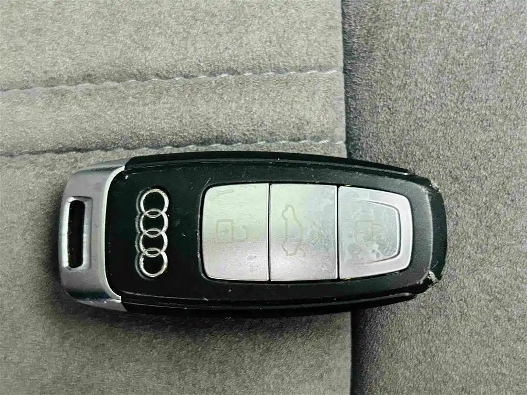 Audi A6L 2020 — фото 13