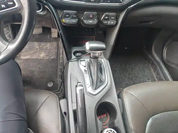 GAC Trumpchi GS4 2016