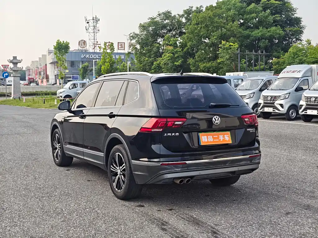 Volkswagen Tiguan L 2020 — фото 9