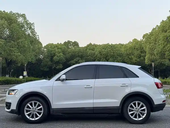 Audi Q3 2015