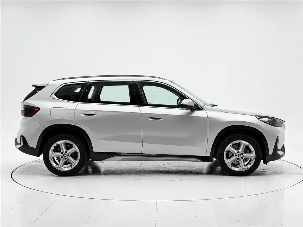 BMW X1 2023 — фото 9